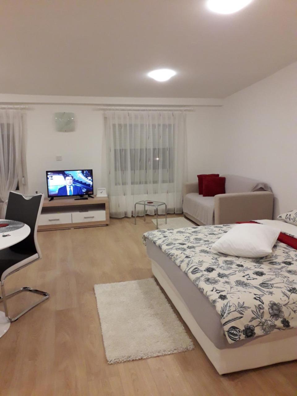 Apartman Mmvg Studio Zagreb Airport Daire Velika Gorica Dış mekan fotoğraf